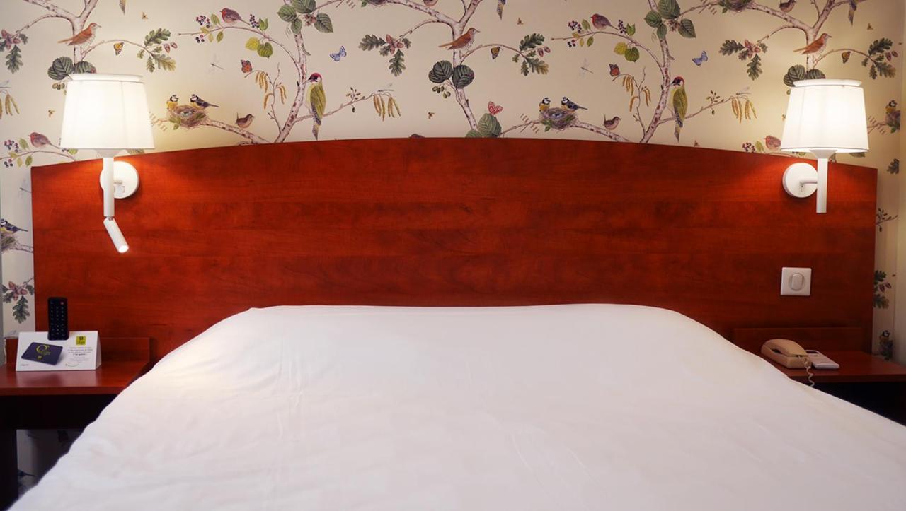 Logis Saint Louis Hotel La Suze-sur-Sarthe Exterior foto