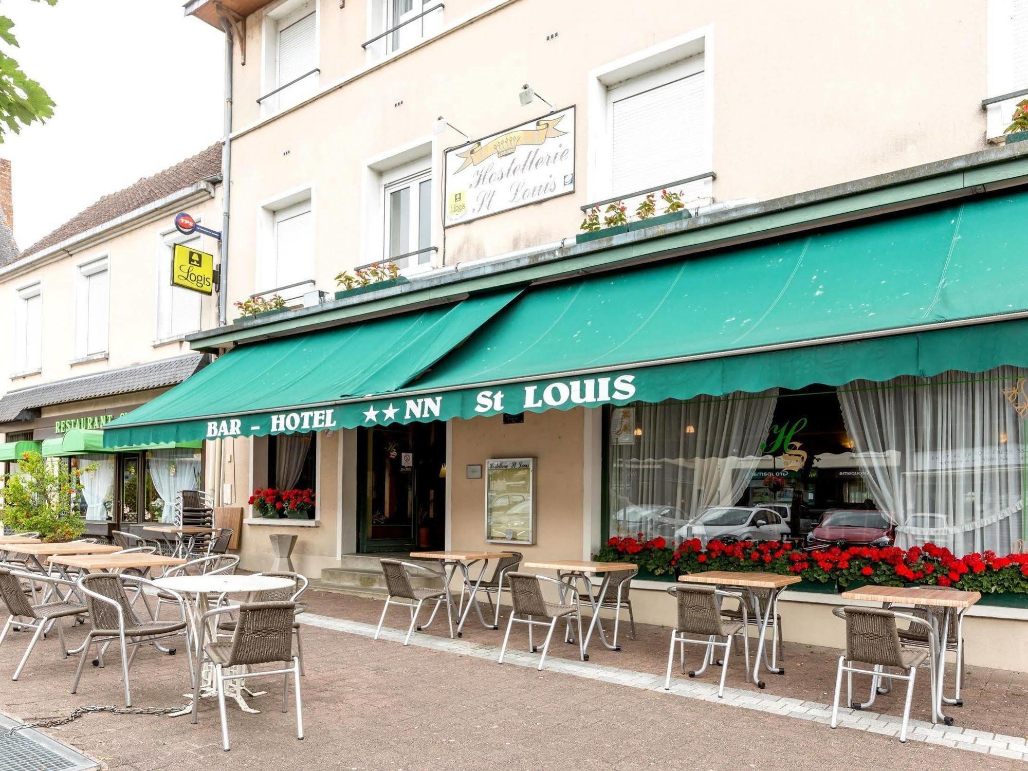 Logis Saint Louis Hotel La Suze-sur-Sarthe Exterior foto